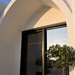 Artium With Outdoor Pool Hosted By K&k Foinikia (Santorini)