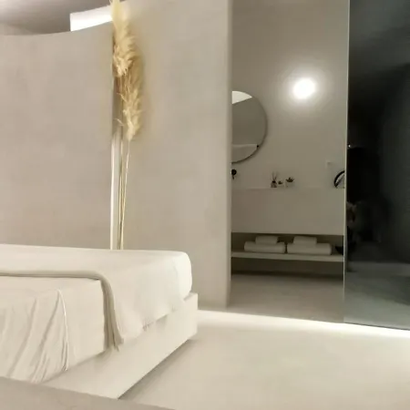 Artium With Outdoor Pool Hosted By K&k Villa Foinikiá