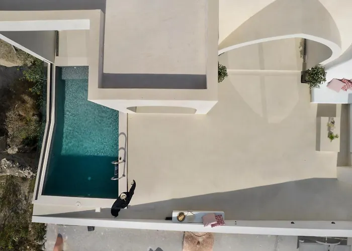 Artium With Outdoor Pool Hosted By K&k Foinikiá