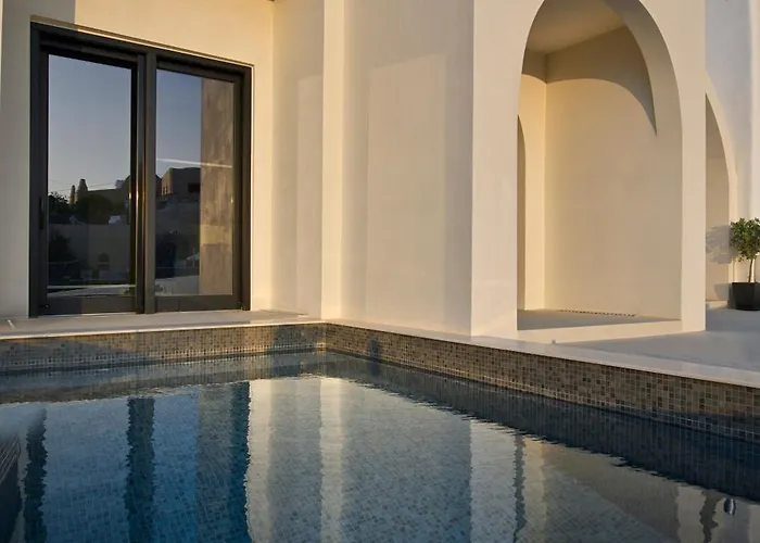 Villa Artium With Outdoor Pool Hosted By K&k Foinikiá