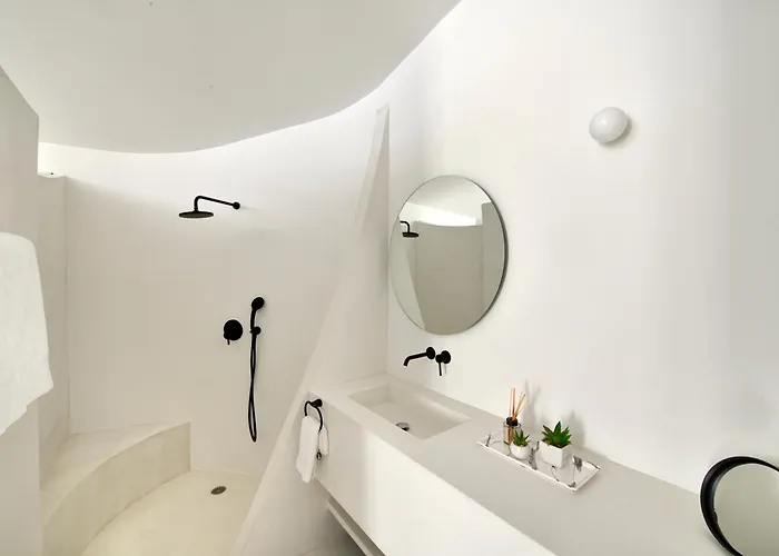 Artium With Outdoor Pool Hosted By K&k Villa Foinikiá