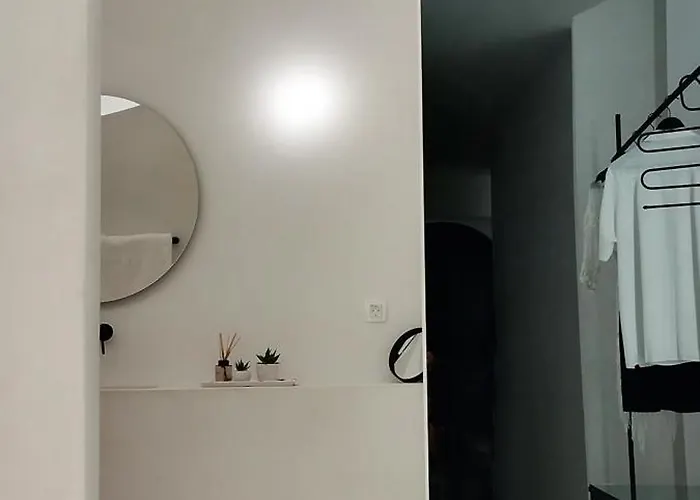 Artium With Outdoor Pool Hosted By K&k Villa Foinikiá