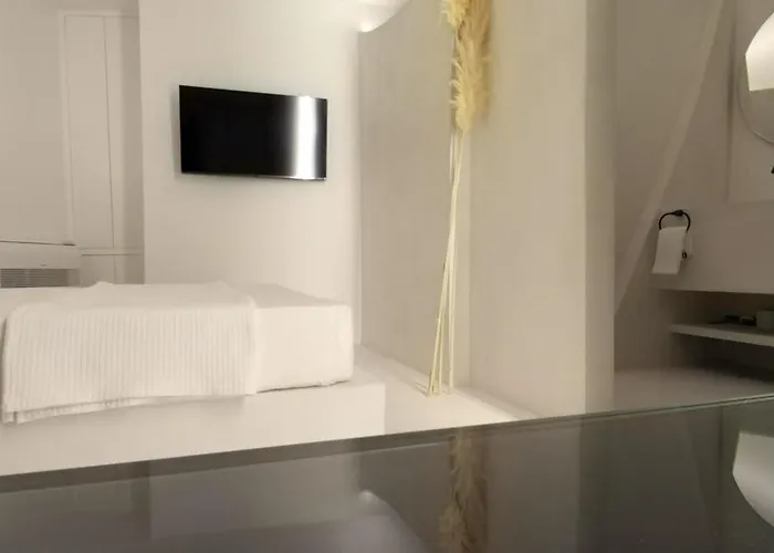 Villa Artium With Outdoor Pool Hosted By K&k Foinikiá