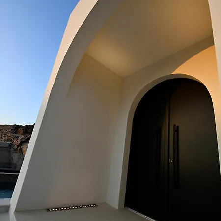 Artium With Outdoor Pool By K&k